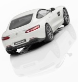 Модель автомобиля Mercedes-AMG GT S, Diamond White, 1:43 Scale, артикул B66960340