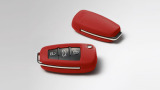 Кожаный футляр для ключа Audi Leather key cover, crimson red, артикул 8X007120870U