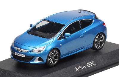 Модель автомобиля Opel Astra GTC OPC 1:43, blue