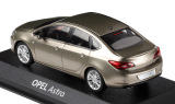 Модель автомобиля Opel ASTRA 4-doors 1:43, gold, артикул 10047
