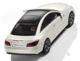 Модель автомобиля Mercedes-Benz E-Class Coupe 2013, Diamond White Metallic, артикул B66960193