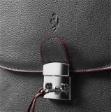 Кожаный портфель Ferrari Leather compartments briefcase Black, артикул 270002251R