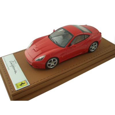 Ferrari California 1:43 scale model. Red
