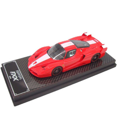 Ferrari FXX model on a scale of 1:43