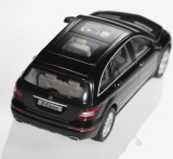 Масштабная модель Mercedes-Benz R-Class SUV Tourer, Black, артикул B66960056