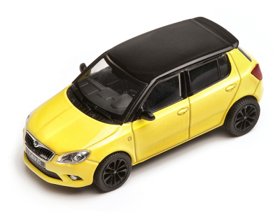 Модель автомобиля Skoda Fabia RS scale 1:43, yellow black