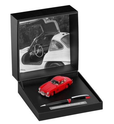 Подарочный набор Mercedes-Benz Model Car and Pen Set