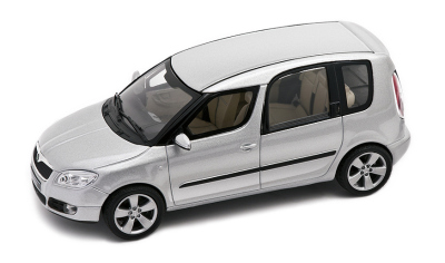 Модель автомобиля Skoda Roomster Silver, 1:43