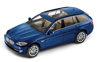 Модель автомобиля BMW 5 Series Touring (F11), Deep-sea blue, Scale 1:18