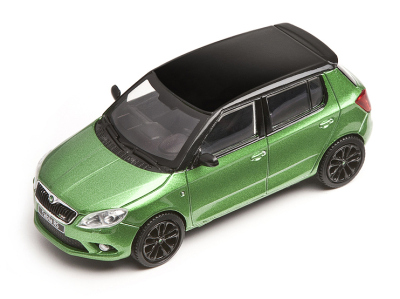 Модель автомобиля Skoda Fabia RS scale 1:43, green-black