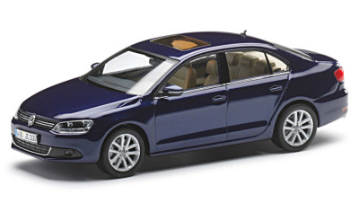 Модель автомобиля Volkswagen Jetta, Scale 1:43, Tempest Blue Metallic