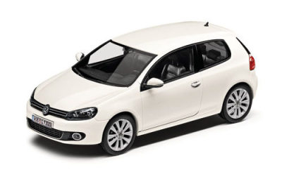 Модель автомобиля Volkswagen Golf 6, 3 Doors, Scale 1:43, White