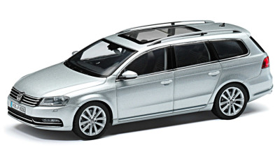 Модель автомобиля Volkswagen Passat Estate, Scale 1:43, Silver
