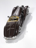 Коллекционная модель Mercedes-Benz 500K Special Roadster 1934, brown, артикул B66041018