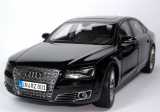 Модель автомобиля Audi A8 L W12, Phantom Black, Scale 1 18, артикул 5011008125
