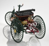 Историческая модель Mercedes Benz Patent Motorwagen, артикул B66041415