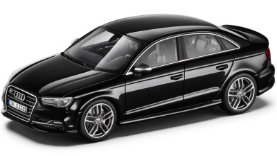 Модель автомобиля Audi S3 Limousine, Scale 1:43, Panther Black