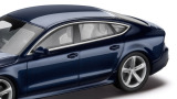 Модель автомобиля Audi RS7 Sportback, Scale 1:43, Estoril Blue, артикул 5011317013