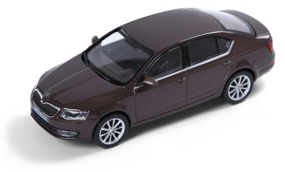 Модель автомобиля Skoda Octavia A7 1:43, topaz brown
