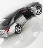 Модель Mercedes-Benz CLS-Class Saloon C218, Designo Titanium, 1:18 Scale, артикул B66961298