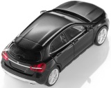 Модель автомобиля Mercedes GLA-Class, Scale 1:87, Cosmos Black, артикул B66960261