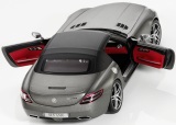 Модель автомобиля Mercedes SLS AMG Roadster Grey 1/18, артикул B66960167
