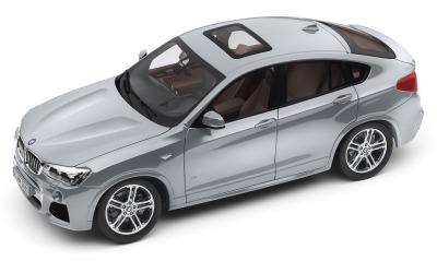 Модель автомобиля BMW X4 (F26), Glacier Silver, Scale 1:18