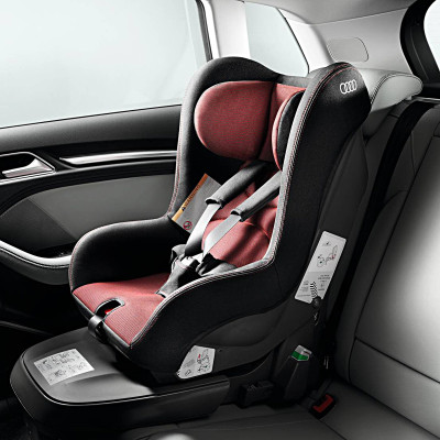 Автомобильное детское кресло Audi Isofix Child Seat, Misano Red/Black