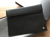 Универсальный кожаный чехол для планшета BMW Iconic Universal Tablet Case Black, артикул 80212406670