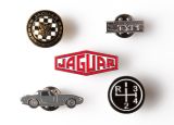 Набор значков Jaguar Heritage E-Type Pin Badges, Set of 5, артикул JPGF746BKA
