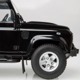 Модель автомобиля Land Rover Defender 90, Scale 1:18, Black, артикул LBDC535BKW