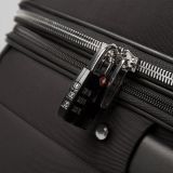 Кожаный чемодан Jaguar Carry On 4-Wheel Cabin Case, Black, артикул JBLU343BKA