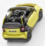 Модель Smart Fortwo Cabrio, A453, Black-to-yellow / Black, артикул B66960289