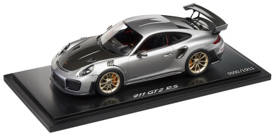 Модель автомобиля Porsche 911 GT2 RS, Scale 1:18, Silver Metallic / Black
