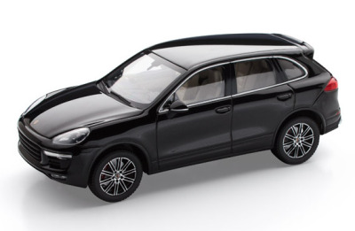 Модель автомобиля Porsche Cayenne Turbo S, Scale 1:43, Deep Black Metallic