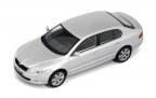 Модель автомобиля Skoda Superb Silver, 1:43