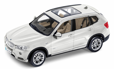 Модель BMW X3 White, Scale 1:43