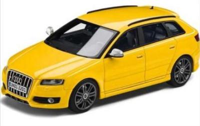 Модель автомобиля Audi S3 Sportback Imola Yellow, Scale 1 43