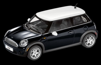 Модель автомобиля Mini Cooper (R56) Astro Black, Scale 1:43