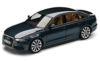 Модель автомобиля Audi A6 Aviator Blue 2012, Scale 1 43