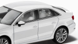 Модель автомобиля Audi A3 Limousine, Scale 1:43, Glacier White, артикул 5011303113