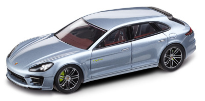 Модель автомобиля Porsche Panamera Sport Turismo