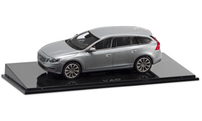 Модель автомобиля Volvo V60 1:43 Silver