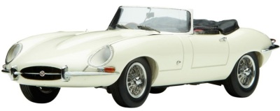 Модель автомобиля Jaguar E-type Series 1 Scale Model 1:43 Cream