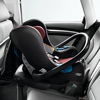 Автомобильное кресло для младенцев Audi Baby Seat Misano Red/Black, 2018