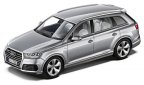 Модель автомобиля Audi Q7, Floret Silver, Scale 1:43