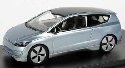 Модель автомобиля Volkswagen UP! Lite Concept 2015, Scale 1:43, Light Blue Metallic