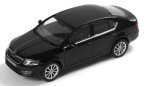 Модель автомобиля Skoda Octavia A7 1:43, black magic