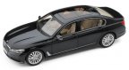 Модель автомобиля BMW 7 Series Long (G12), 1:18 Scale, Sophisto Grey