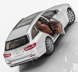 Модель Mercedes-Benz E-Class, Estate, Exclusive, Iridium Silver, 1:18 Scale, артикул B66960384